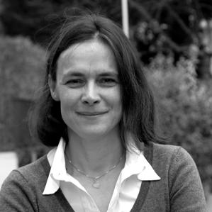 Claudia Cadruvi