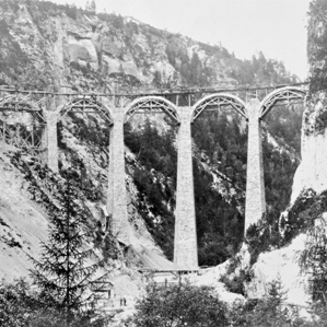 Il svilup da la rait da viafier