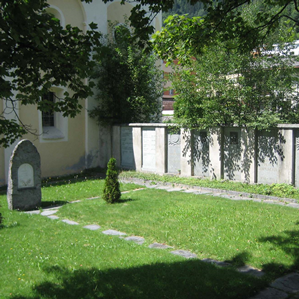 Curtin d'onur a Trun